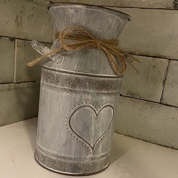 Decorative Metal Vase Farmhouse Decor Rustic Cottage Mantel Table Decoration Can - Picture 10 of 10